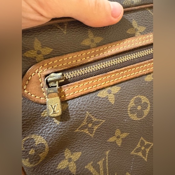 Louis Vuitton Monogram Canvas Cosmetic Pouch Clutch Wristlet Bag - Picture 6 of 16